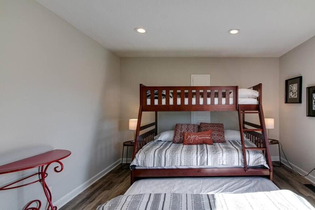 The Residence At Hilltop Acres - Clarksville, Tn Bagian luar foto